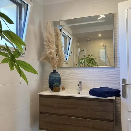 Avec Jacuzzi Ideale Pour Visiter La Normandie Saint-Jean-du-Cardonnay