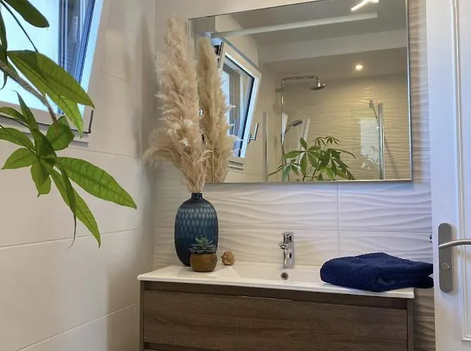 Avec Jacuzzi Ideale Pour Visiter La Normandie Saint-Jean-du-Cardonnay